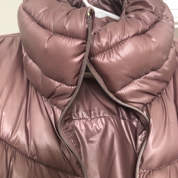 Calvin Klein Rose Gold Puffer Vest - Size Large - Picture 3 of 7